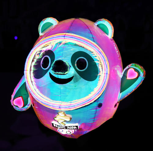 北京五輪開会式】公式マスコット「ビンドゥンドゥン」登場 東京五輪