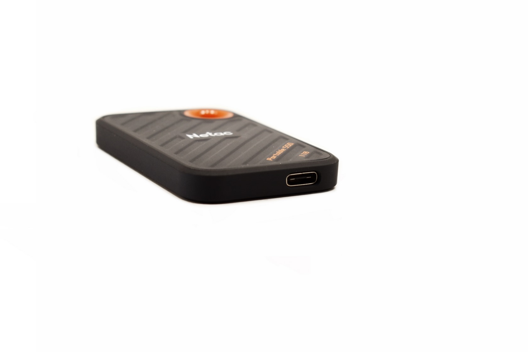 Netac ZX20 1TB USB 3.2 Gen 2x2 Portable SSD Review