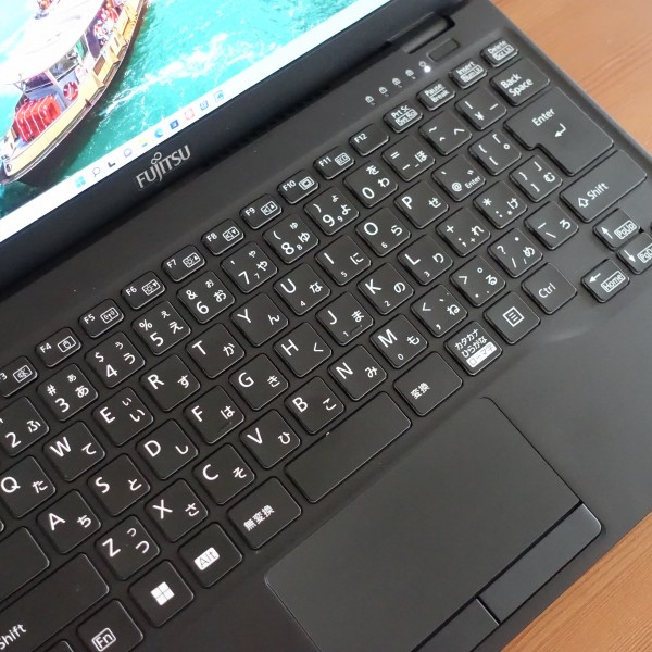 富士通LIFEBOOK WU-X/H1(UH-X/H1)実機レビュー/富士通FMVパソコン比較
