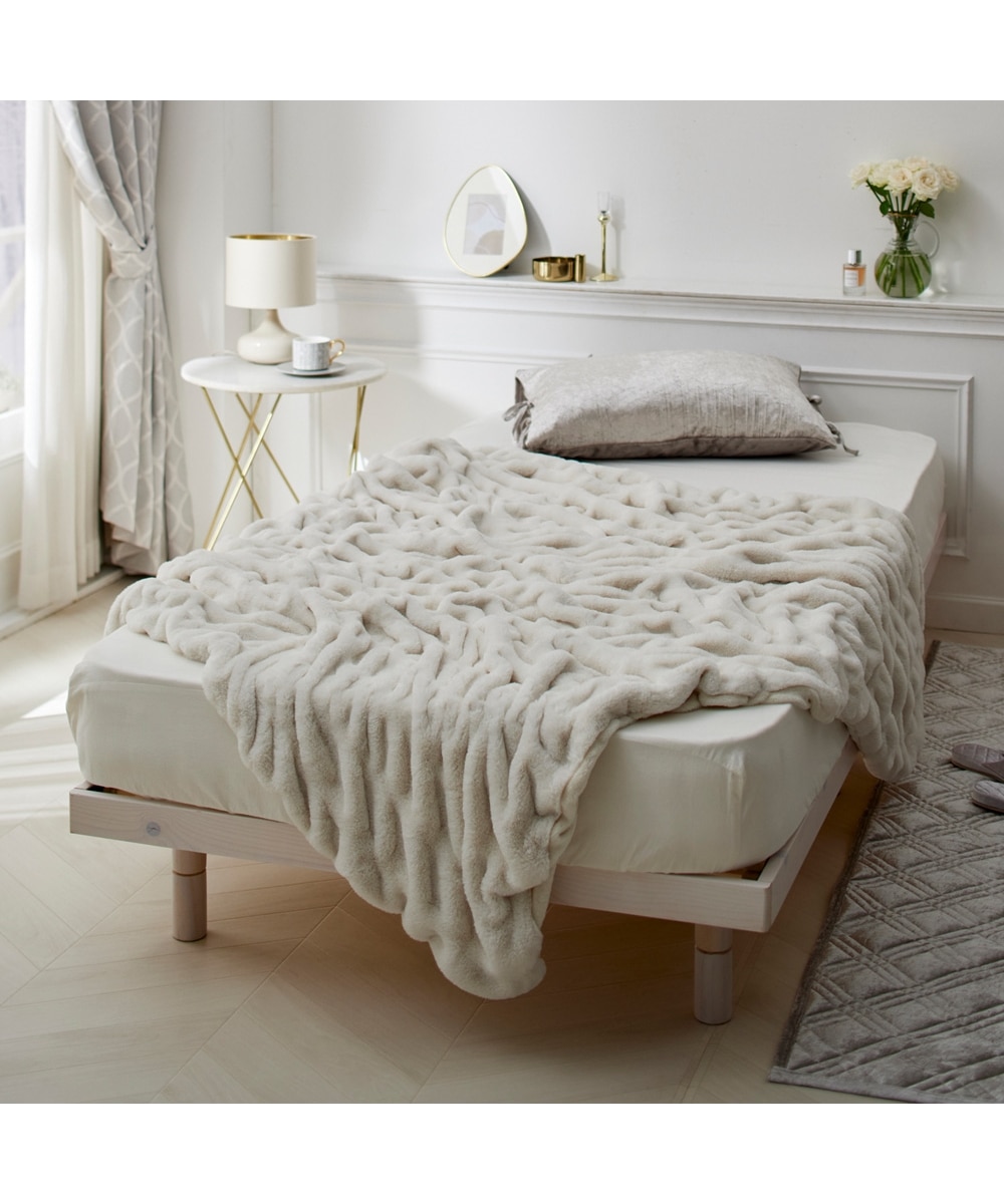 くしゅくしゅラビットファー調毛布&ブランケット【フルーエ/大人可愛い