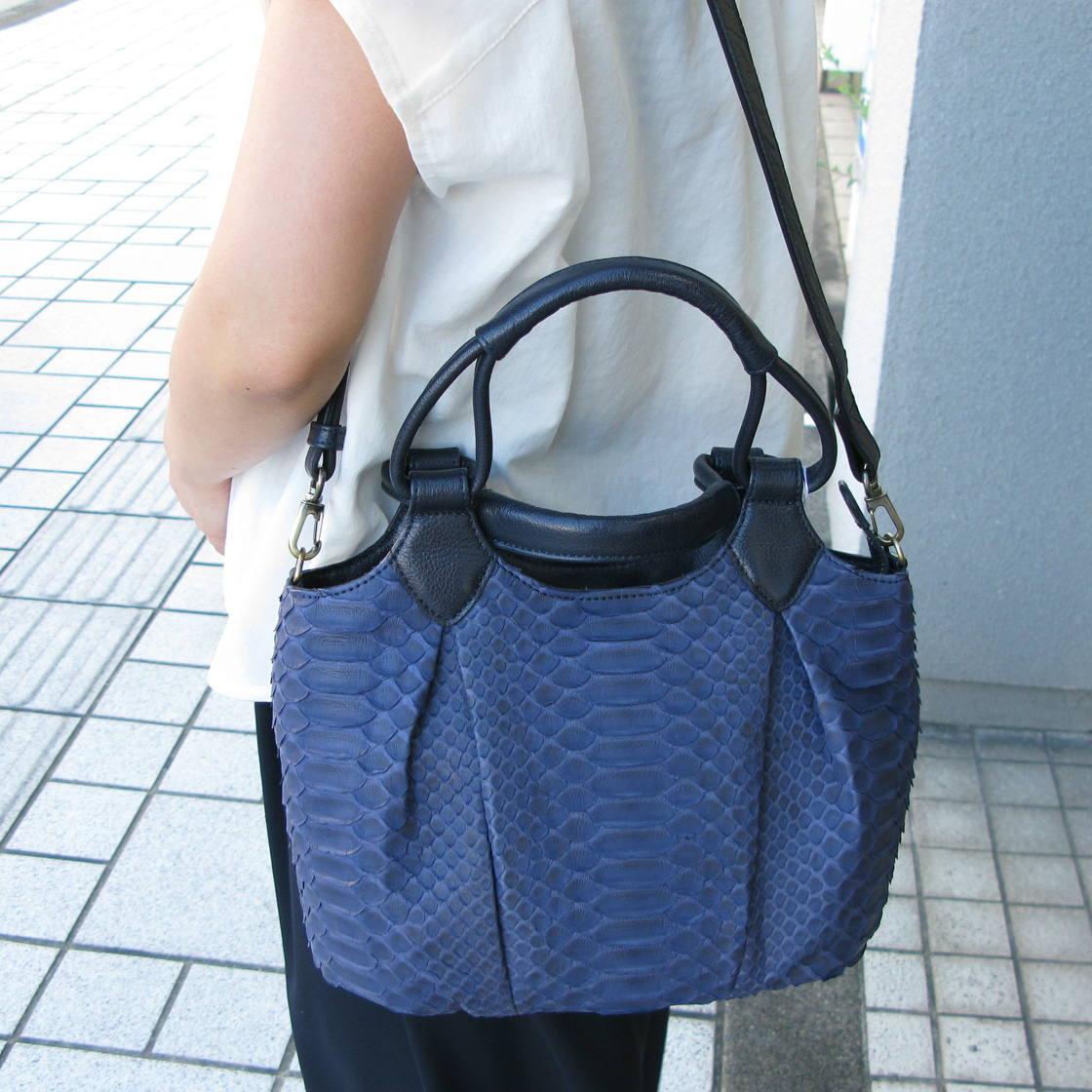 IBIZA（イビサ）パイソン2WAYハンドバッグ