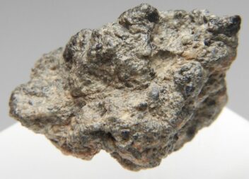 NWA 13951 月隕石 750 4.85g - 鉱物標本・隕石標本販売のWeb専門店