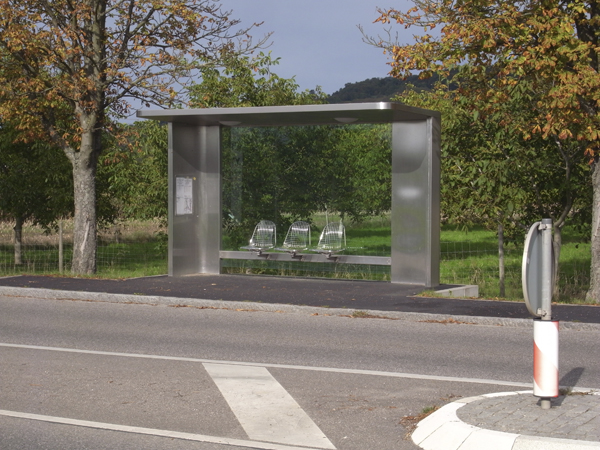 Bus Stop | Jasper Morrison | 角倉剛建築設計事務所