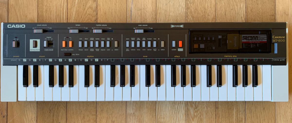 Casiotone MT-800 ポータブルキーボード｜SOUNDMART