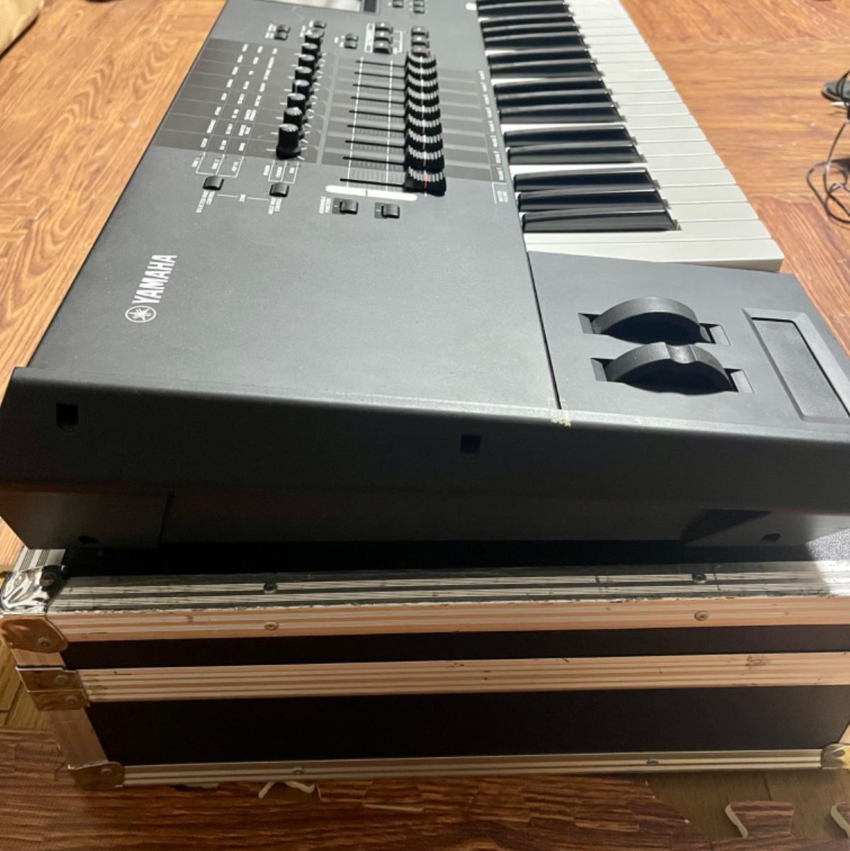 中古]YAMAHA MOTIF XF7 シンセサイザー 純正ハードケース付き｜SOUNDMART