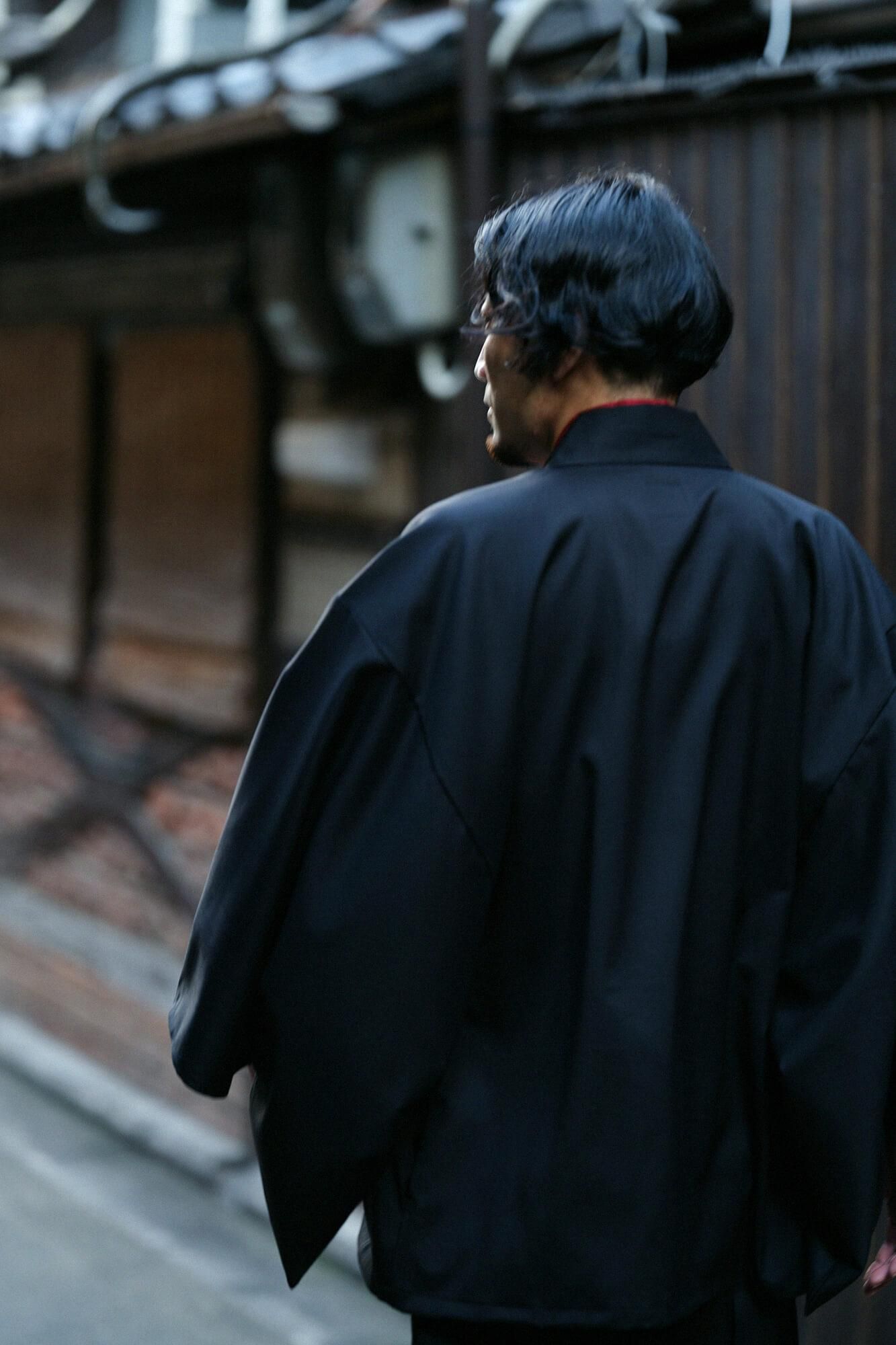 42双 梳毛（そもう） 角袖風靡（かくそでふうび）／濡羽色2（ぬれ