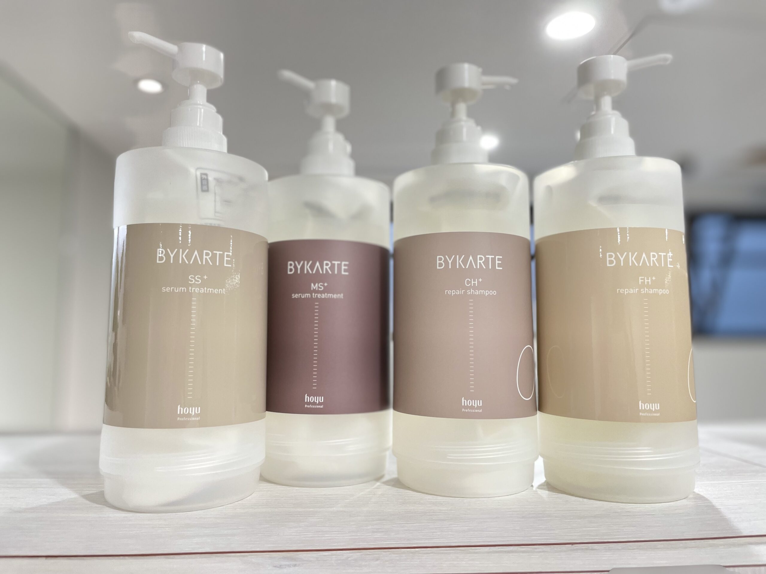 オトナ女性の髪の悩みはシスチンを補修して解決！新感覚サロンケア