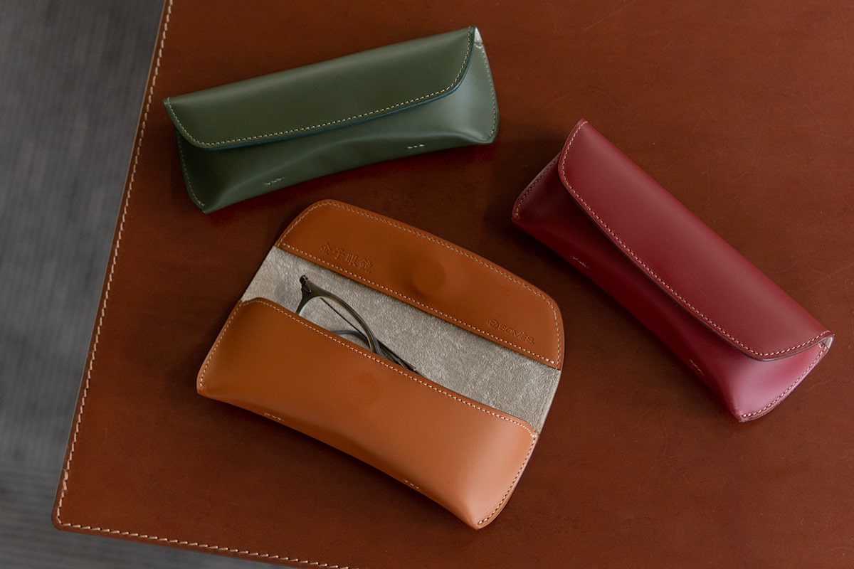 新色登場】金子眼鏡とのコラボレーション｜スムースレザーのメガネ