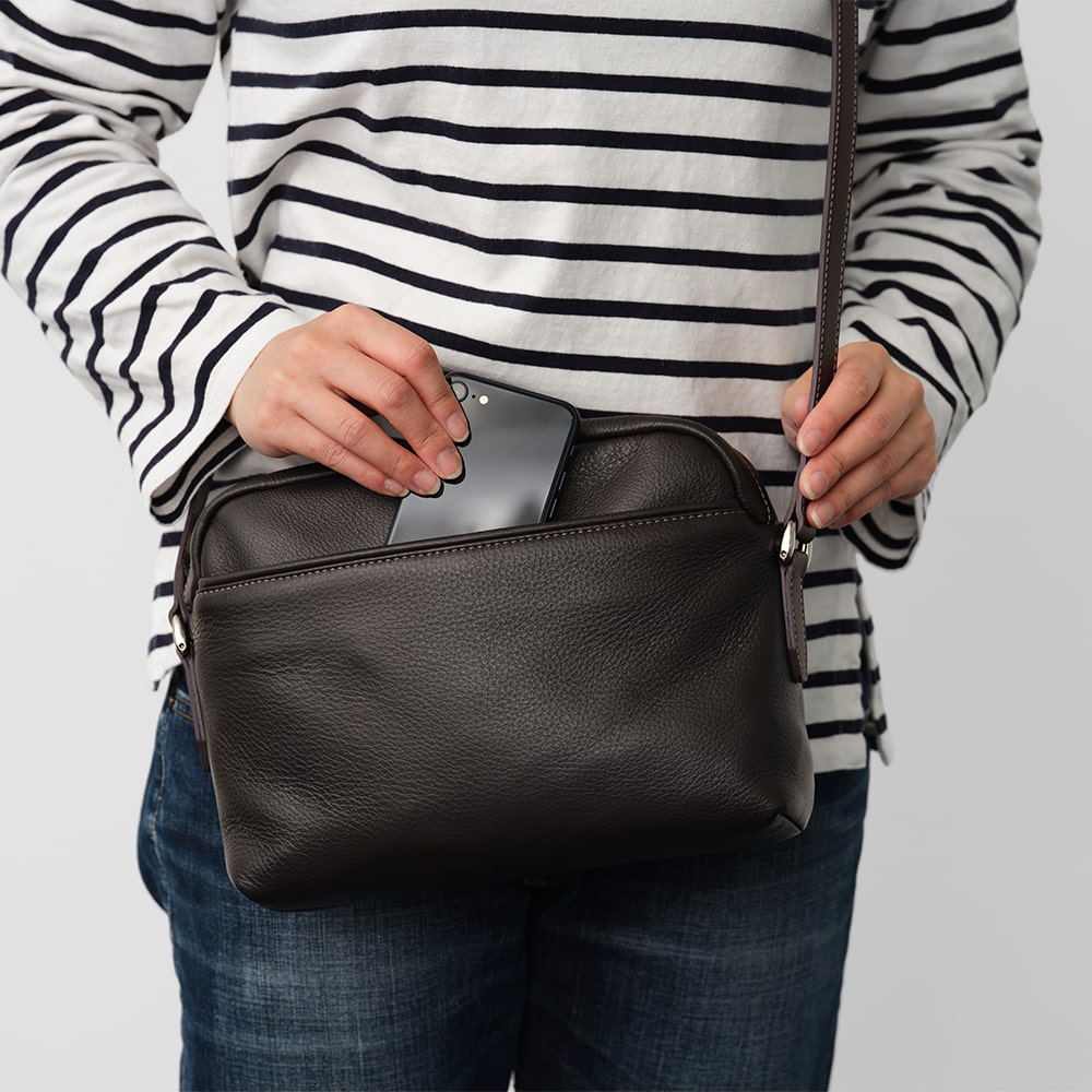 ソメスネットショップ / キャバレッティ ショルダーバッグM CI-02