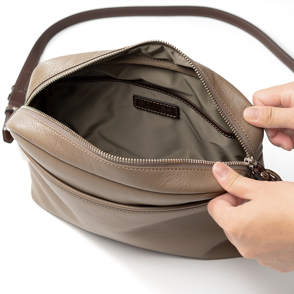 ソメスネットショップ / キャバレッティ ショルダーバッグM CI-02