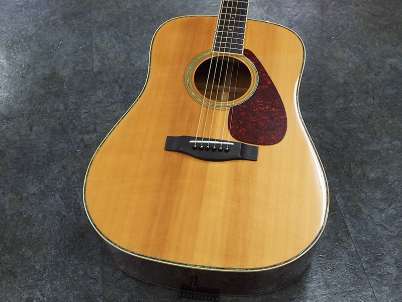 YAMAHA DW-8 税込販売価格 ￥17,800- 中古品 スプルース単板トップのDW