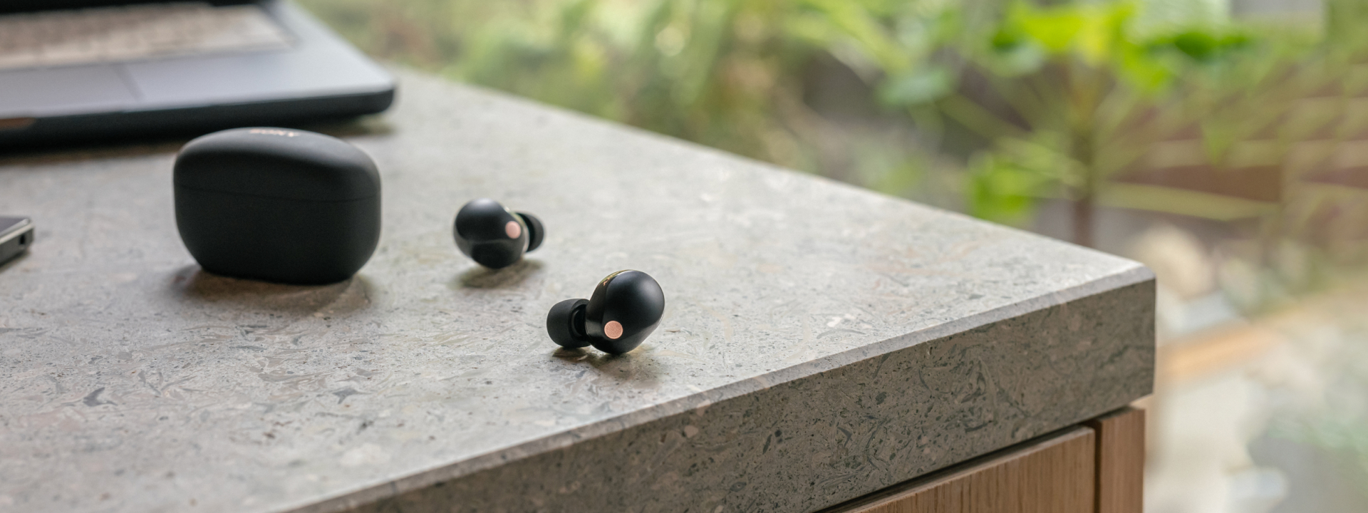 完全ワイヤレス型ヘッドホン新フラッグシップモデル『WF-1000XM5』の