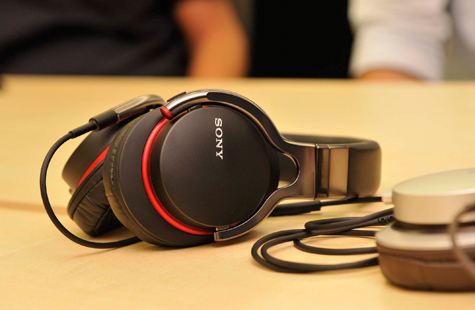 新品同様】SONY MDR-1R MK2 有線リケーブルヘッドホン 新品同様】SONY