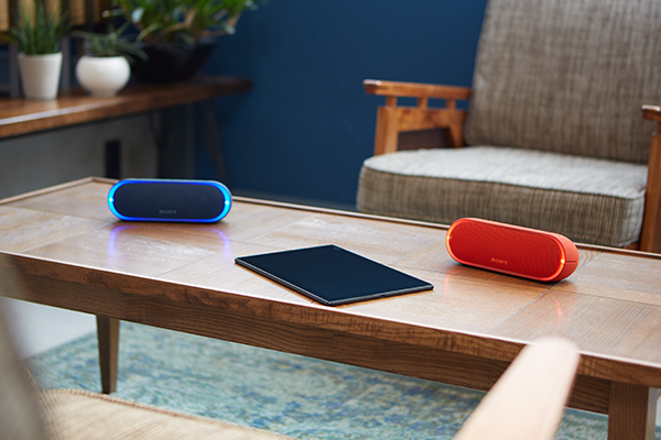 SRS-XB20 特長 : 便利機能 | アクティブスピーカー／ネックスピーカー