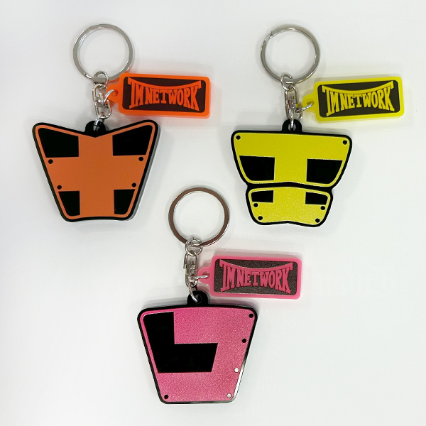 グッズ情報】『TM NETWORK 2025 IP』で話題の衣装がアクセサリーに