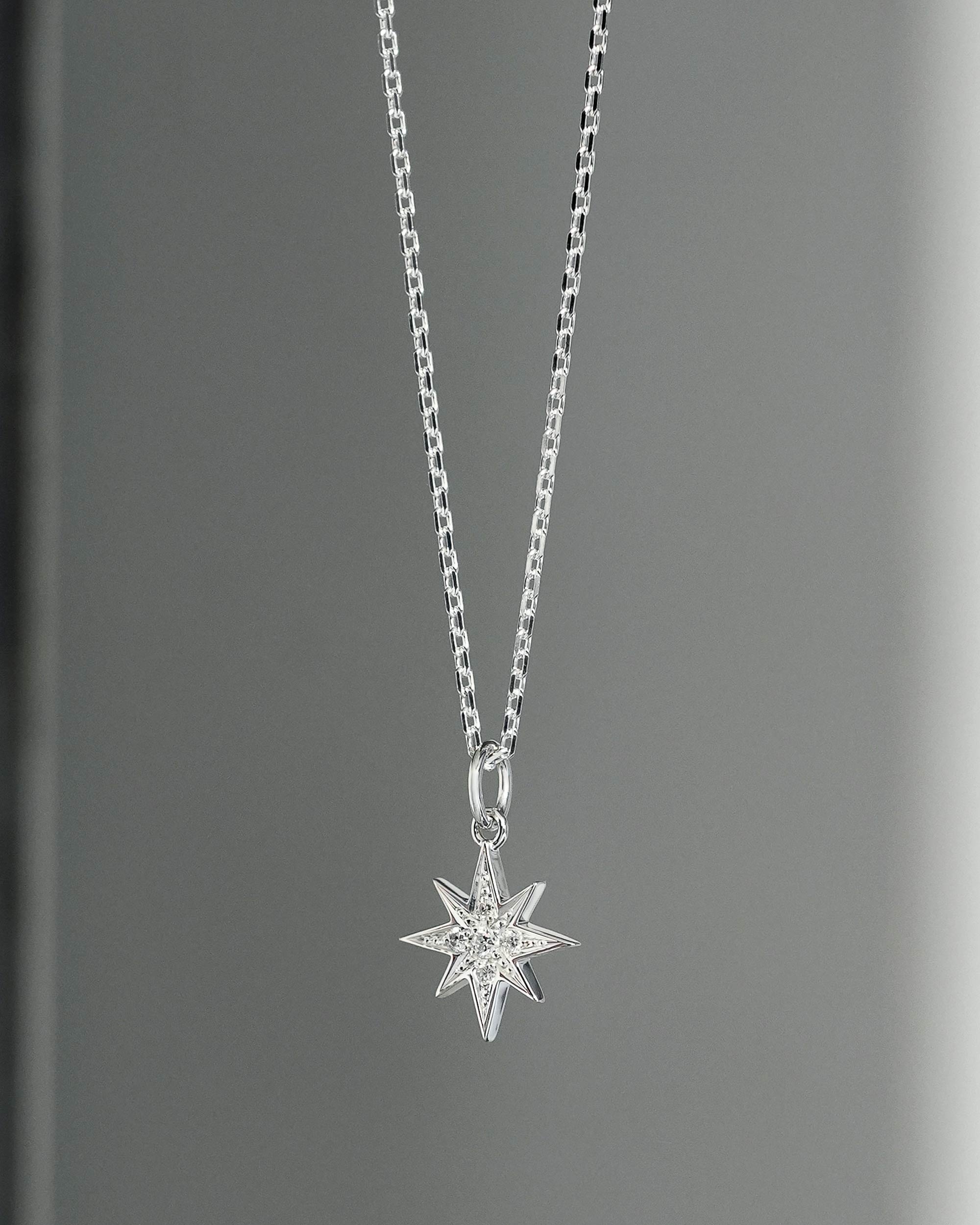 二つのチャームのタイムレスな輝き | SYMPATHY OF SOUL（シンパシー