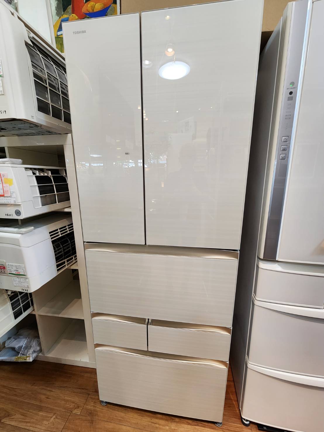 多摩市引き取り希望東芝大型冷蔵庫551l 2019年GR-R550FZ (XK) 多摩市