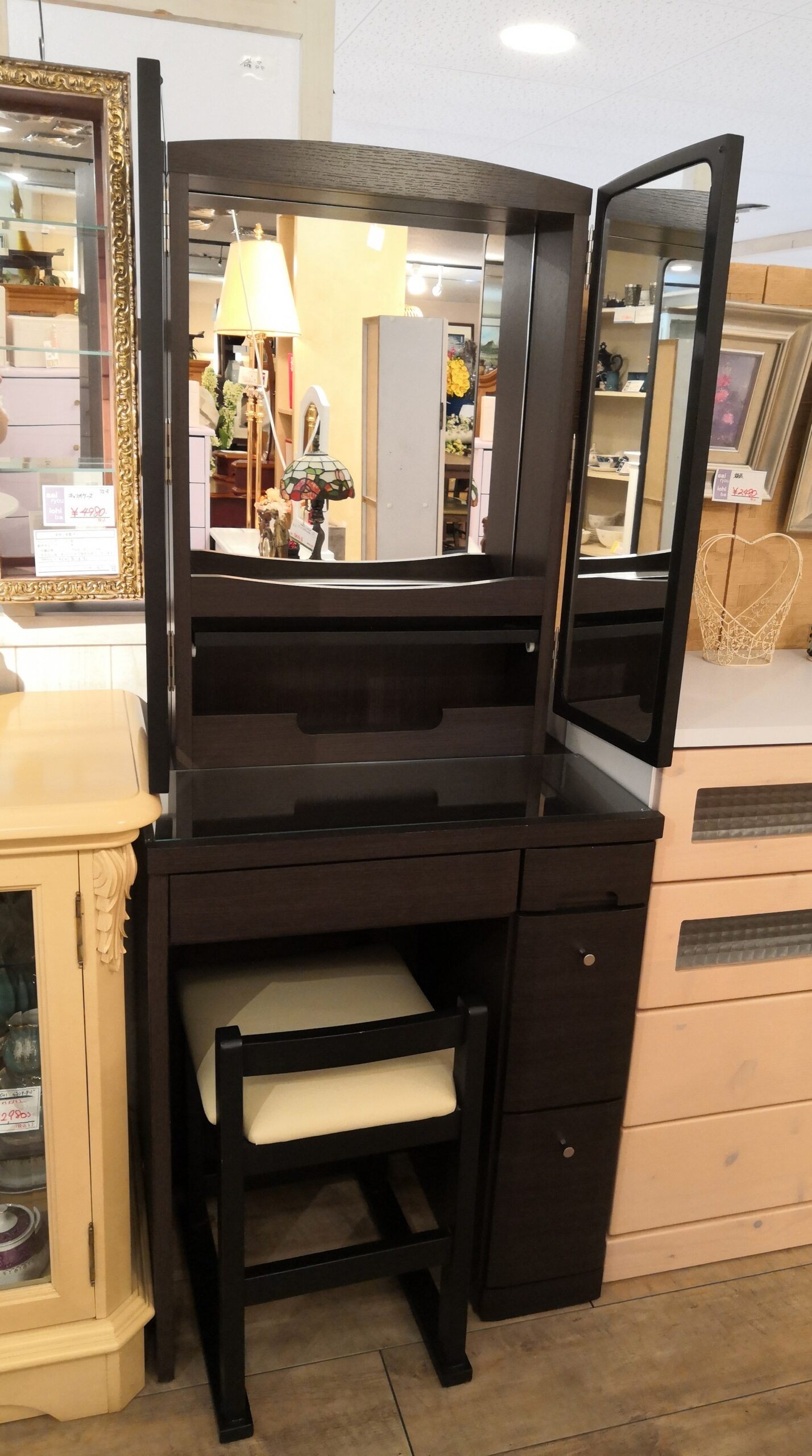 中古品 】NITORI ニトリ ダークブラウン 三面鏡 鏡台 収納付き チェア