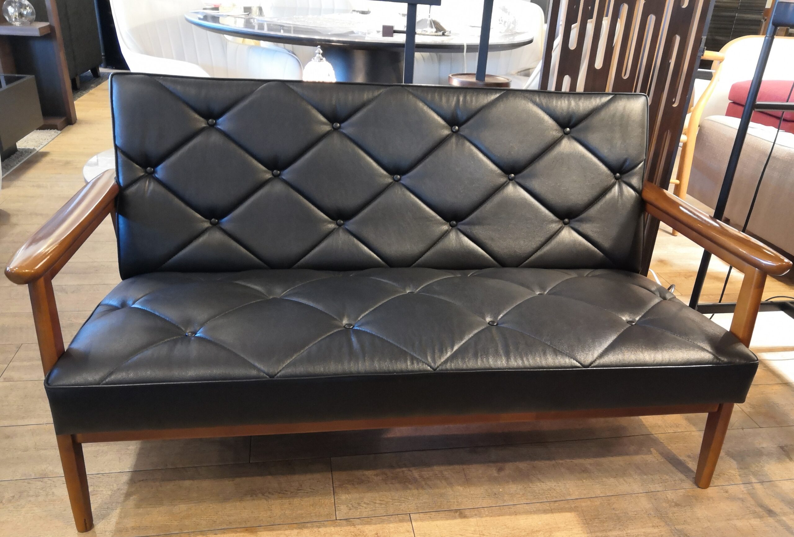 中古品】karimoku カリモク 国産家具 2シーター ブラック WS1183BW