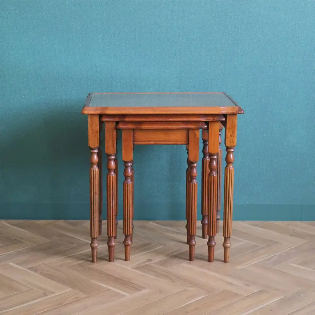 ヴィンテージ ネストテーブル フランス ガラストップ サイドテーブル