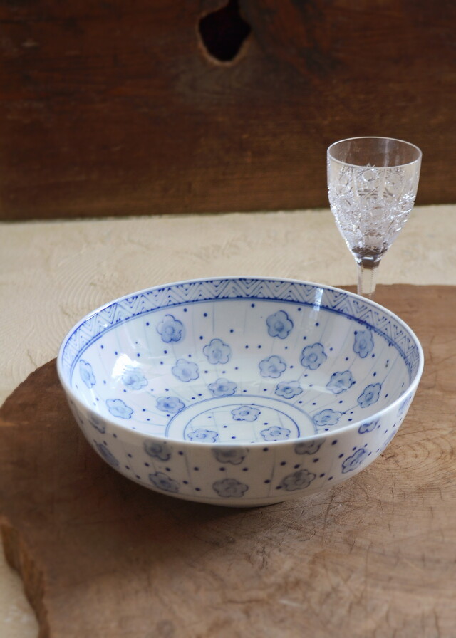 染付梅紋様大鉢 和食器 和骨董 210mm