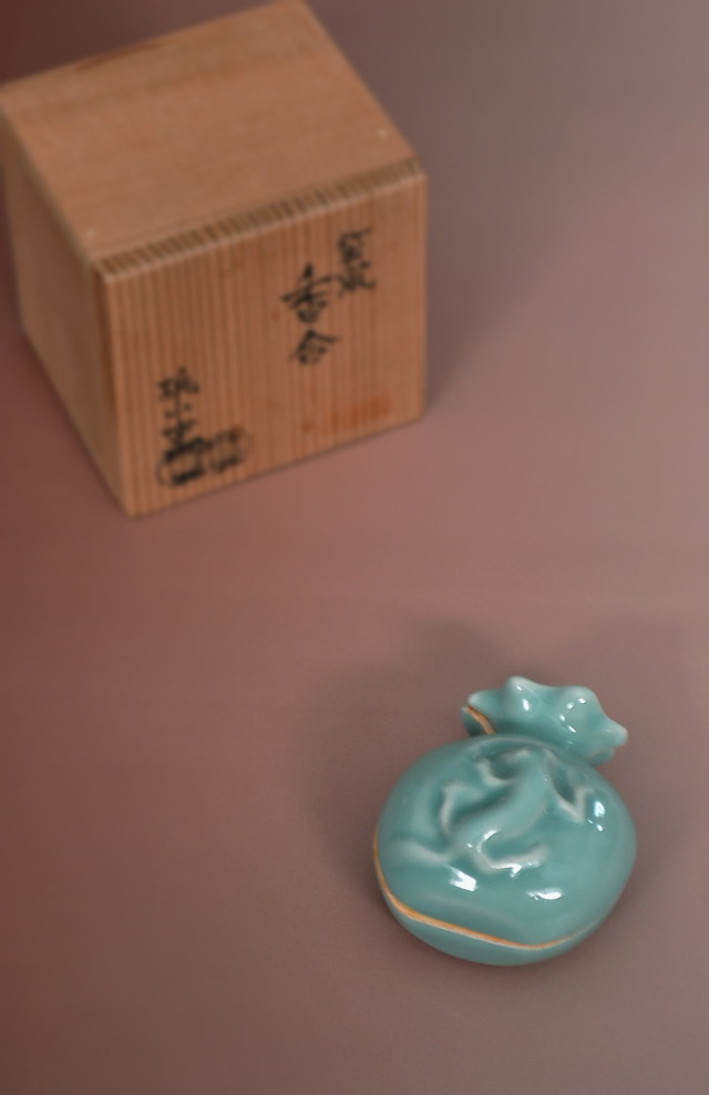 Antique Sam's Collection 袋鼠香合 青磁香合 桃山窯 干支香合