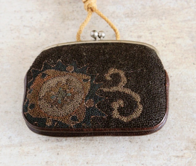 相良刺繍 煙草入れ 竹細工キセルケース アンティーク 装身具 透かし