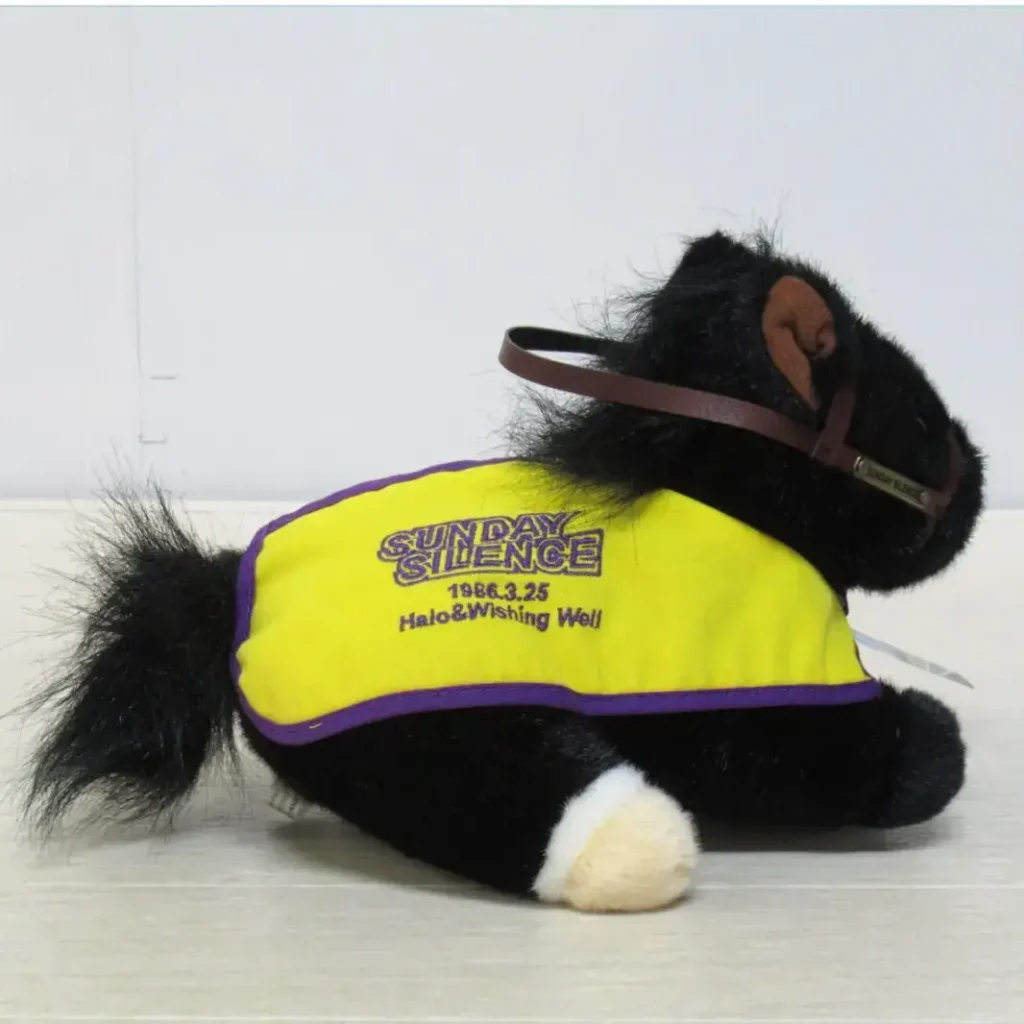 アバンティー製サンデーサイレンスの競馬ぬいぐるみをとても綺麗な状態