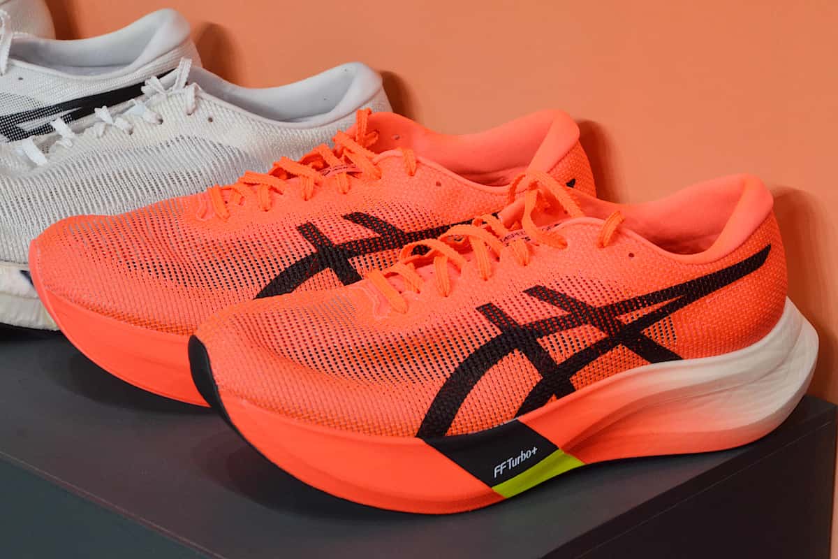 パリ五輪に向けアシックスが新型レーシングシューズ 東京マラソンEXPO