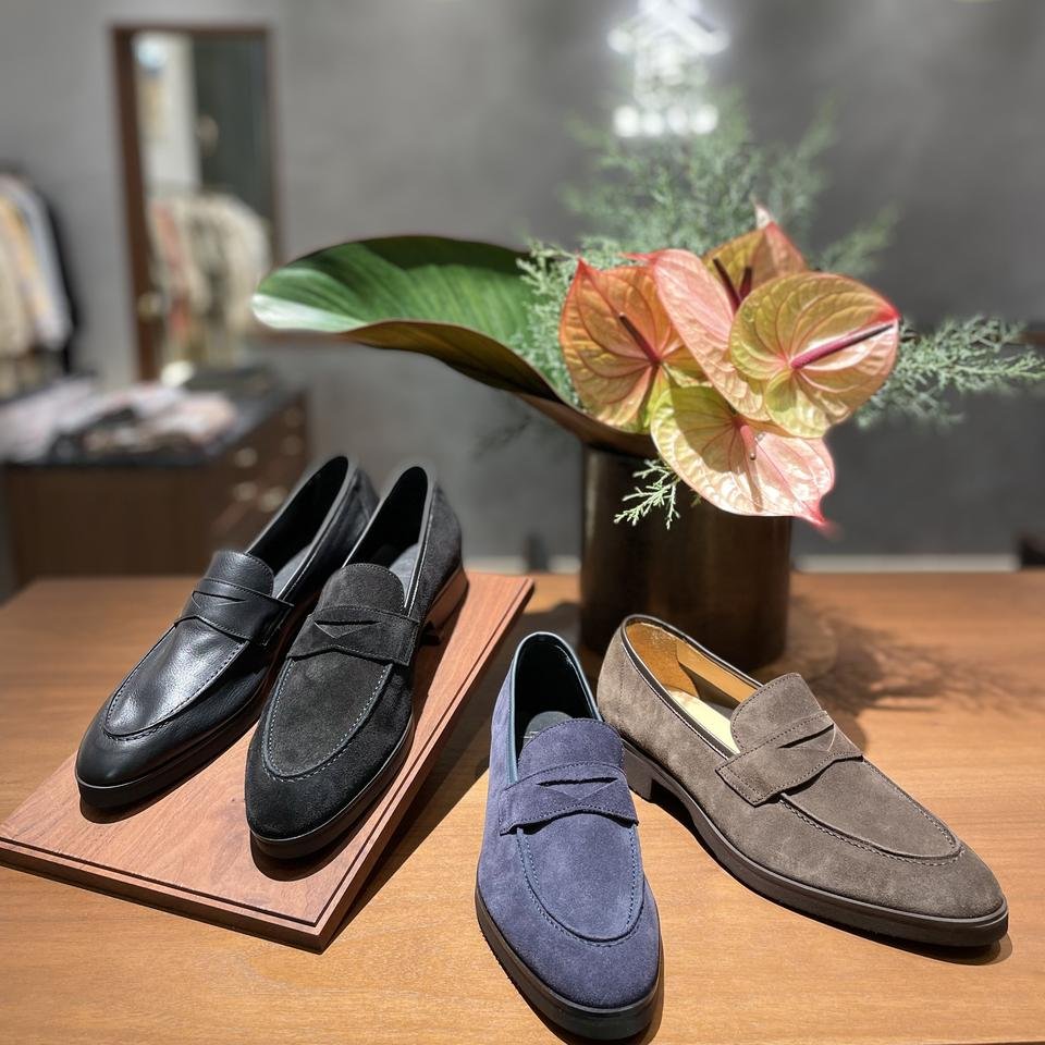 東京ミッドタウン八重洲店】待望のブラックスエードローファー~悠弥