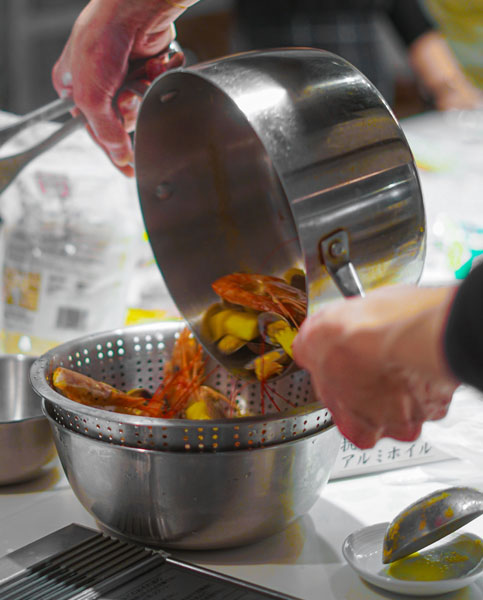 還元水素水生成器 「スーパーエナジーハイドロゲン」 – 三友商事株式会社