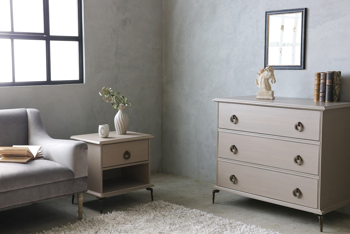 BLANC D'IVOIREサイドテーブルGABRIELLEグレージュ