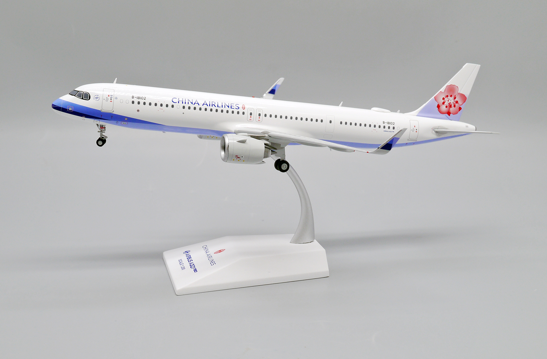 ScaleModelStore.com :: JC Wings 1:200 - XX20195 - China Airlines