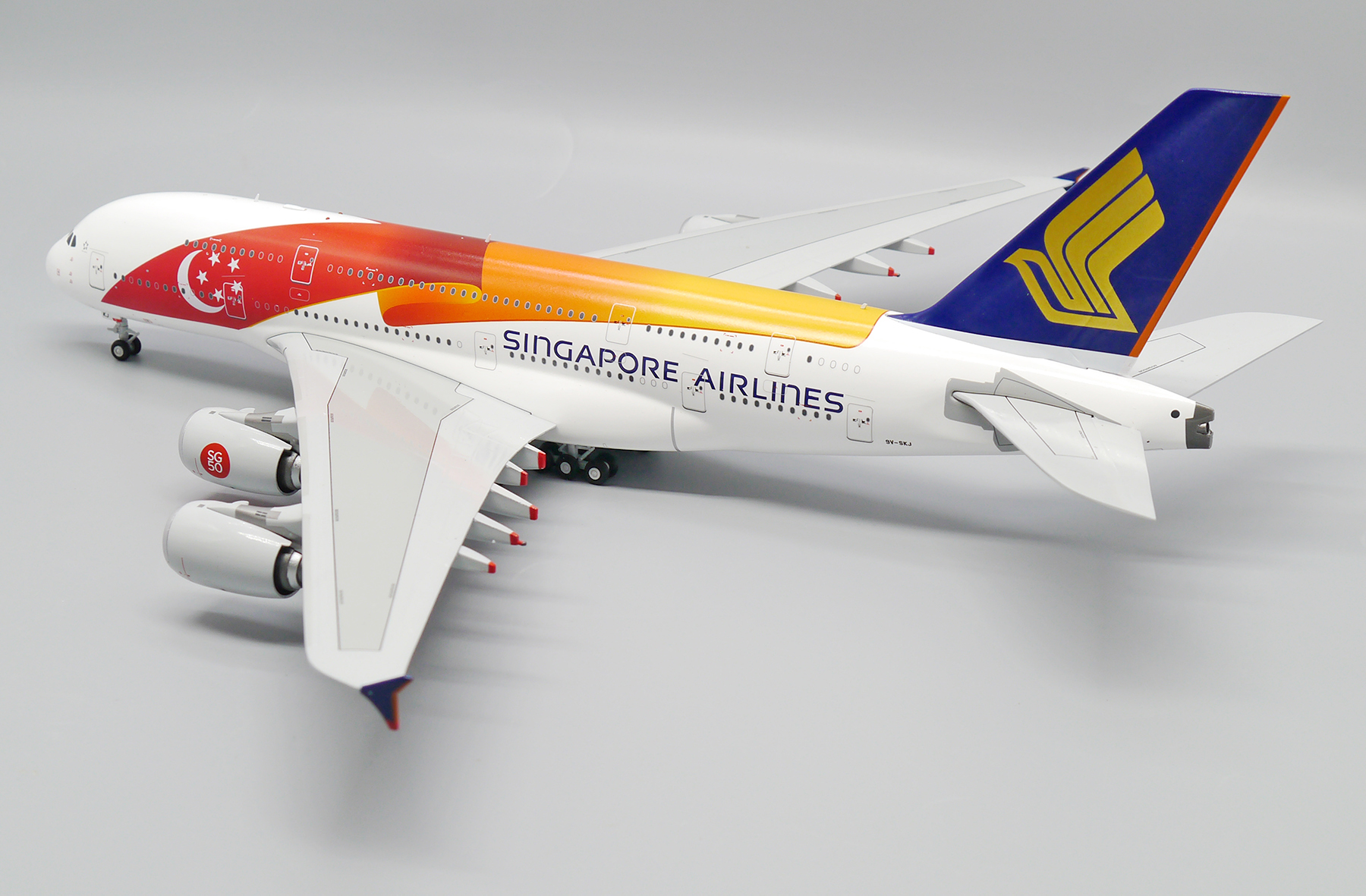 ScaleModelStore.com :: JC Wings 1:200 - EW2388011 - Singapore