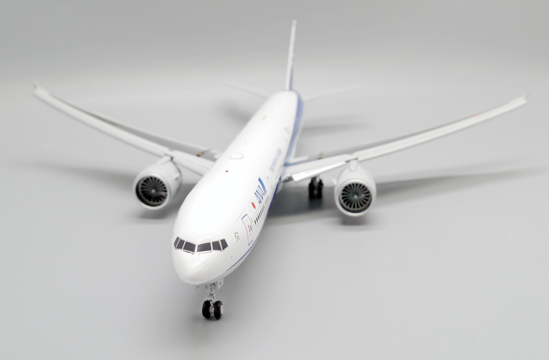 ScaleModelStore.com :: JC Wings 1:200 - EW277W006A - ANA - All