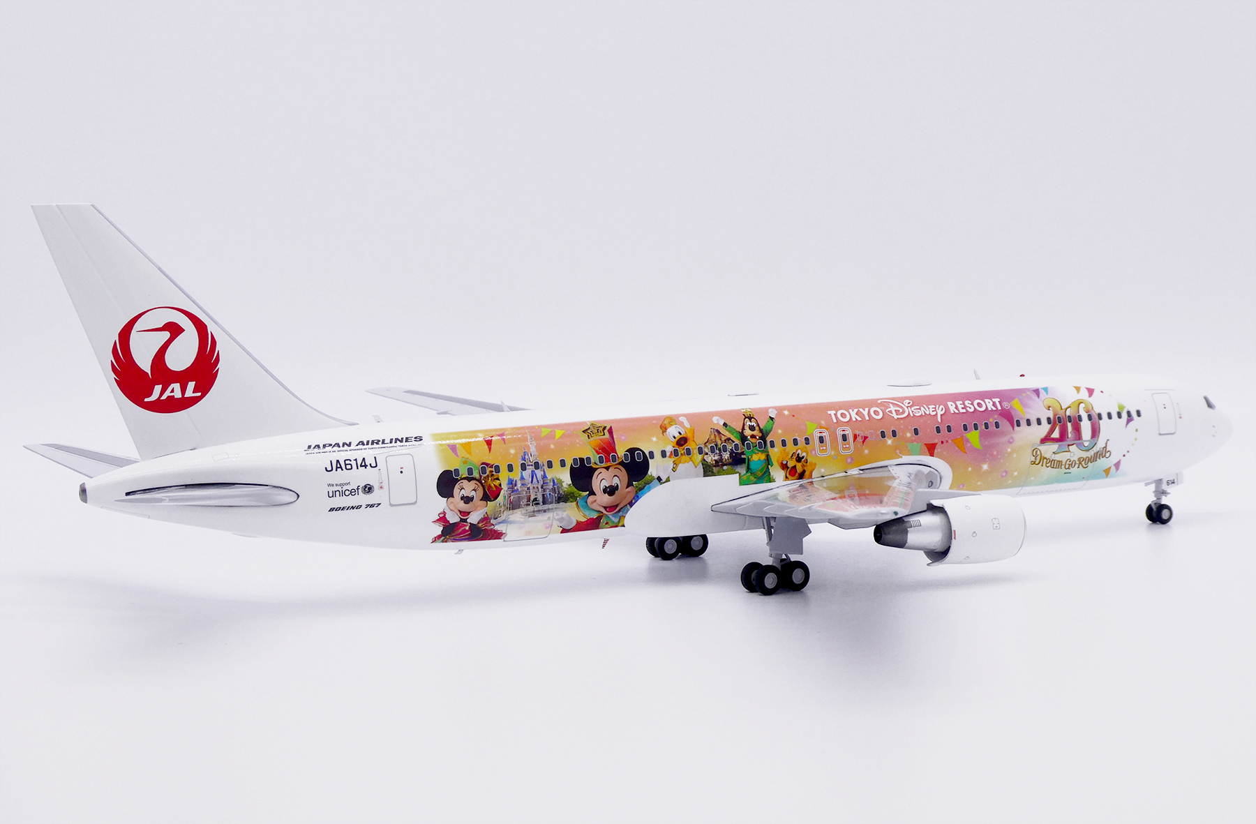 JAL 1/200 ミッキーマウス90周年BOEING 767-300ER 【公式通販】