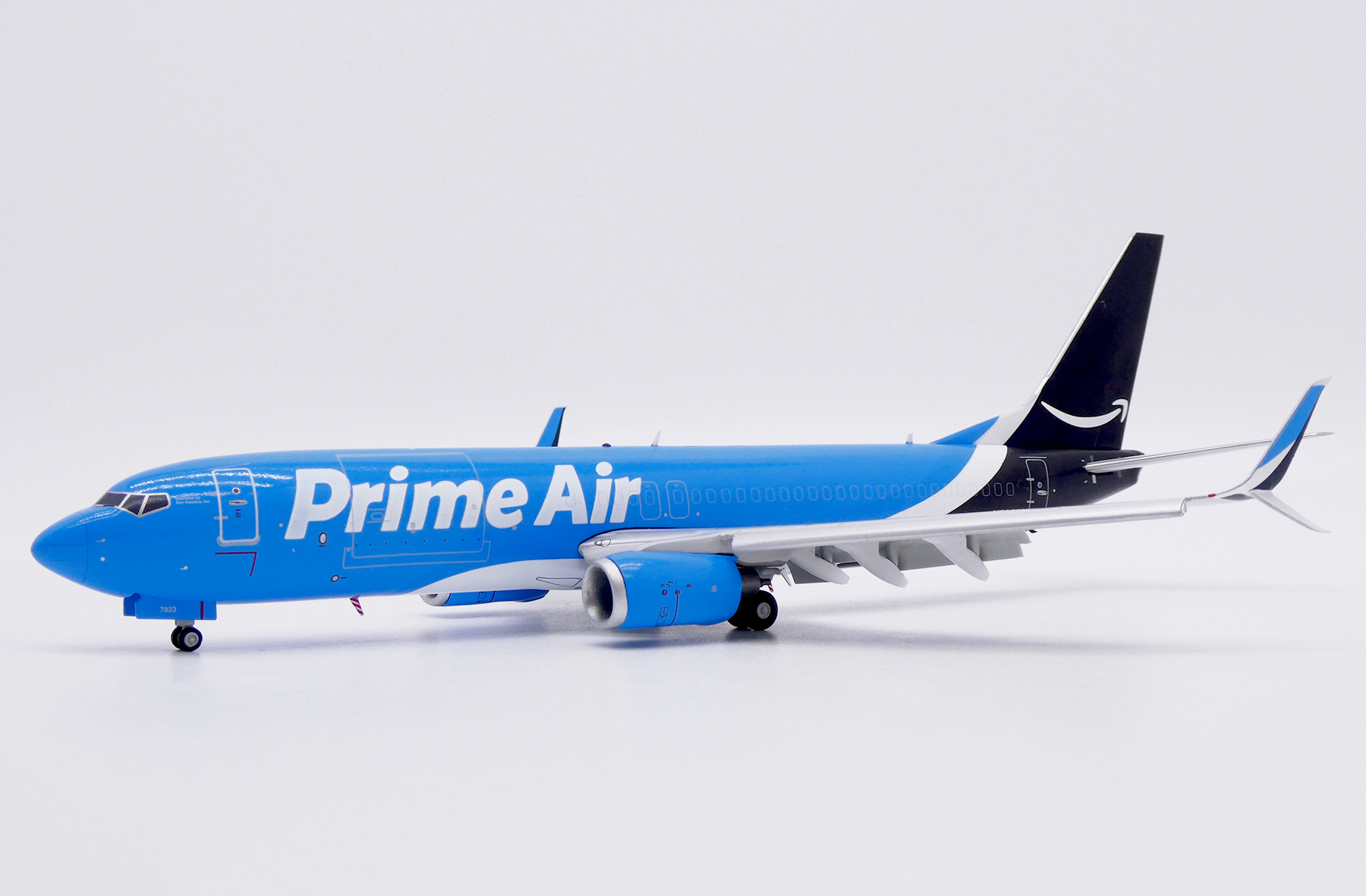 ScaleModelStore.com :: JC Wings 1:200 - EW2738007A - Amazon Prime