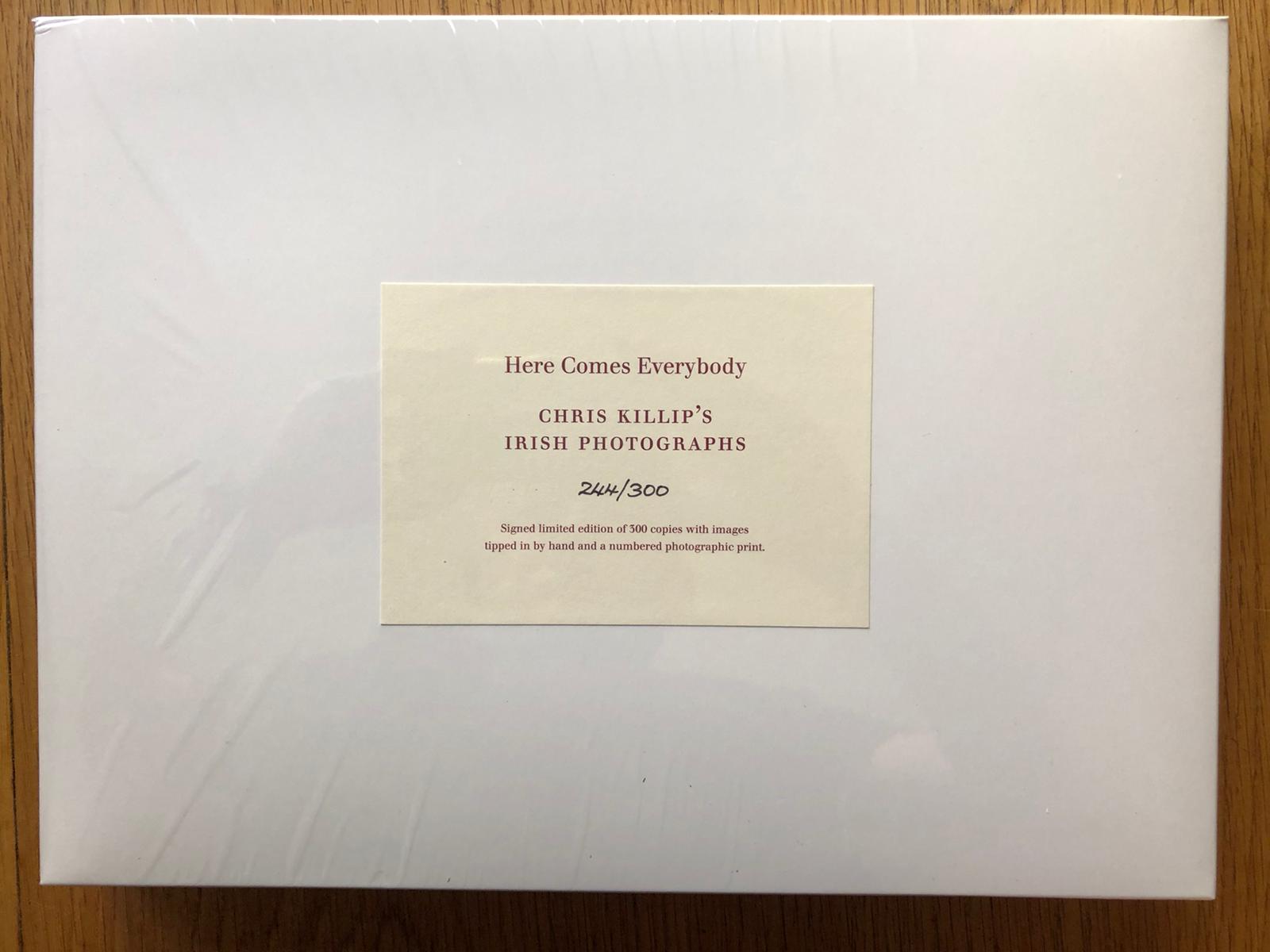 Buy Here Comes Everybody: Chris Killip's Irish Photographs online