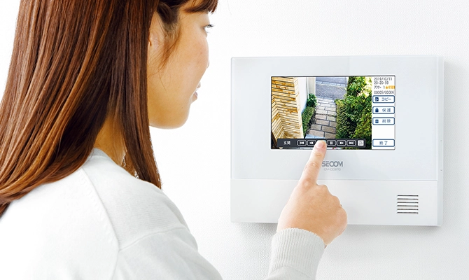 家庭用防犯カメラのセコム・ホームカメラシステム｜監視カメラ（防犯