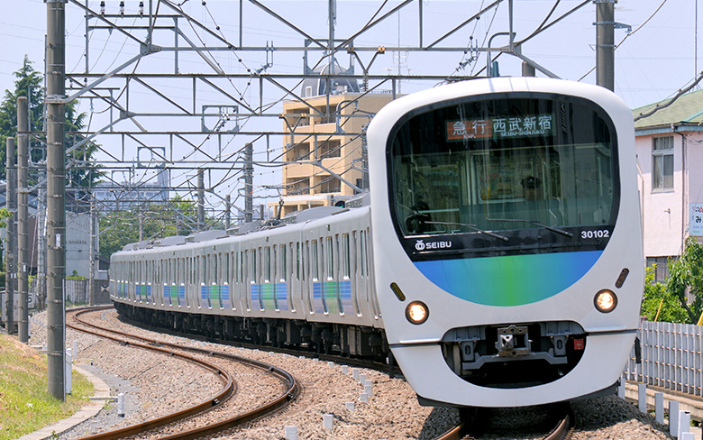 30000系（スマイルトレイン） ：西武鉄道Webサイト