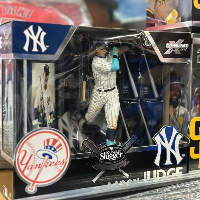 MLBスター選手達の熱いプレーをその手に✨ 大人気のMLB×マクファーレン