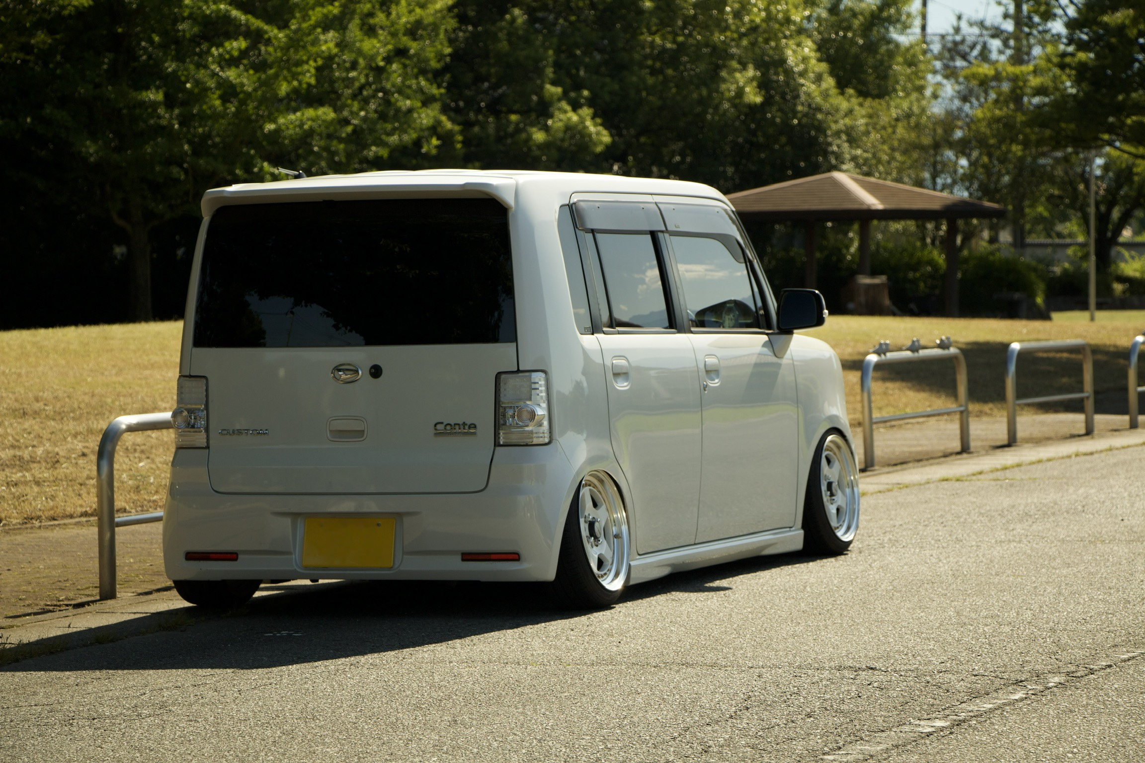 L575S】ムーヴコンテの車高短カスタム。マイスターCR01装着 | Freedom