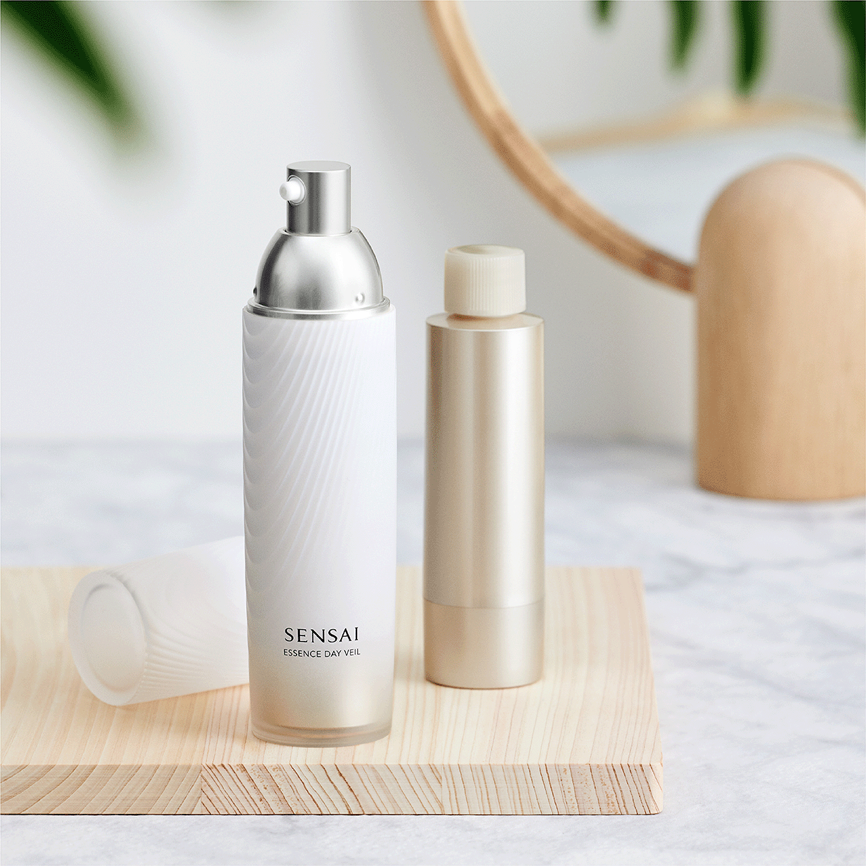 SENSAI Essence Day Veil (Refill) 40mL | Trattamento | Essenze