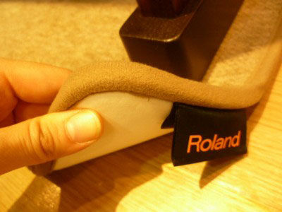 電子ピアノ】Roland HPM-10 電子ピアノ用防振マット｜島村楽器 新宿PePe店