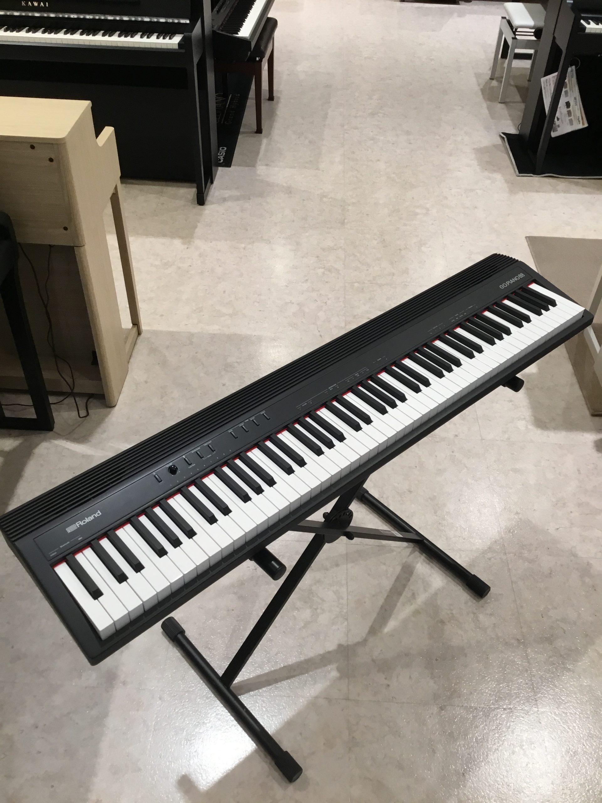 Roland GO-88P | リーズナブルな88鍵盤キーボード！｜島村楽器 イオン