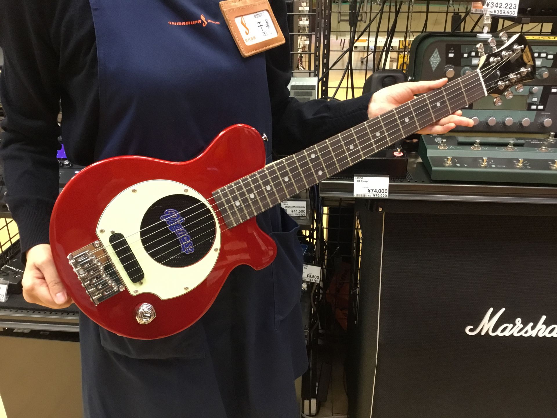 お盆休みのちょい弾きに！ミニエレキギター＆アンプ内蔵ギター入荷情報