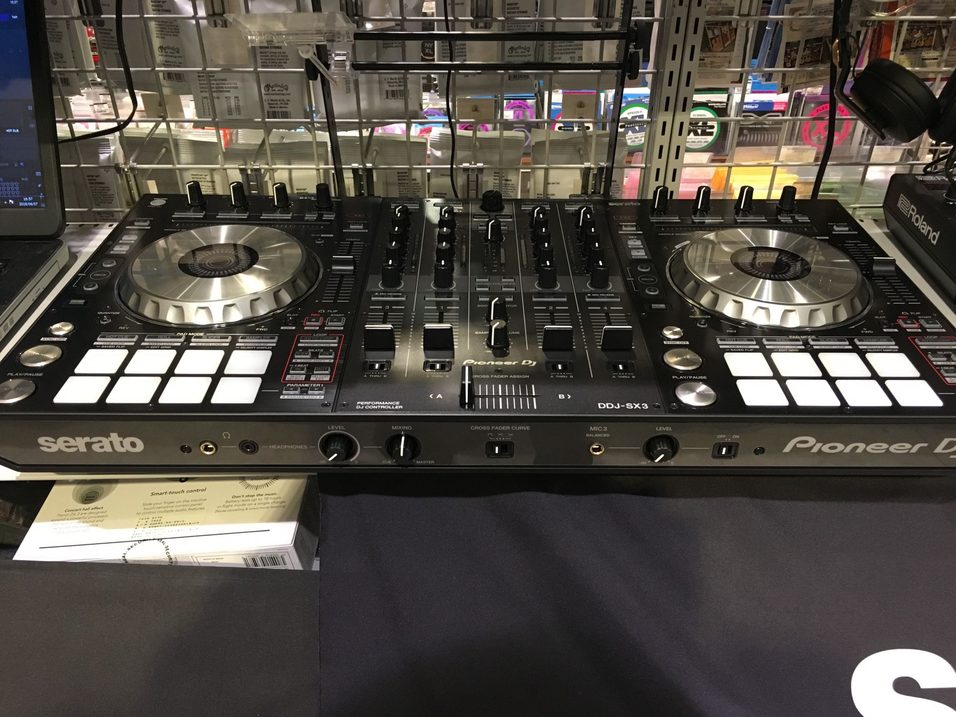 DJ】Pioneer新作DJコントローラー、DDJ-SX3入荷しました！！｜島村楽器