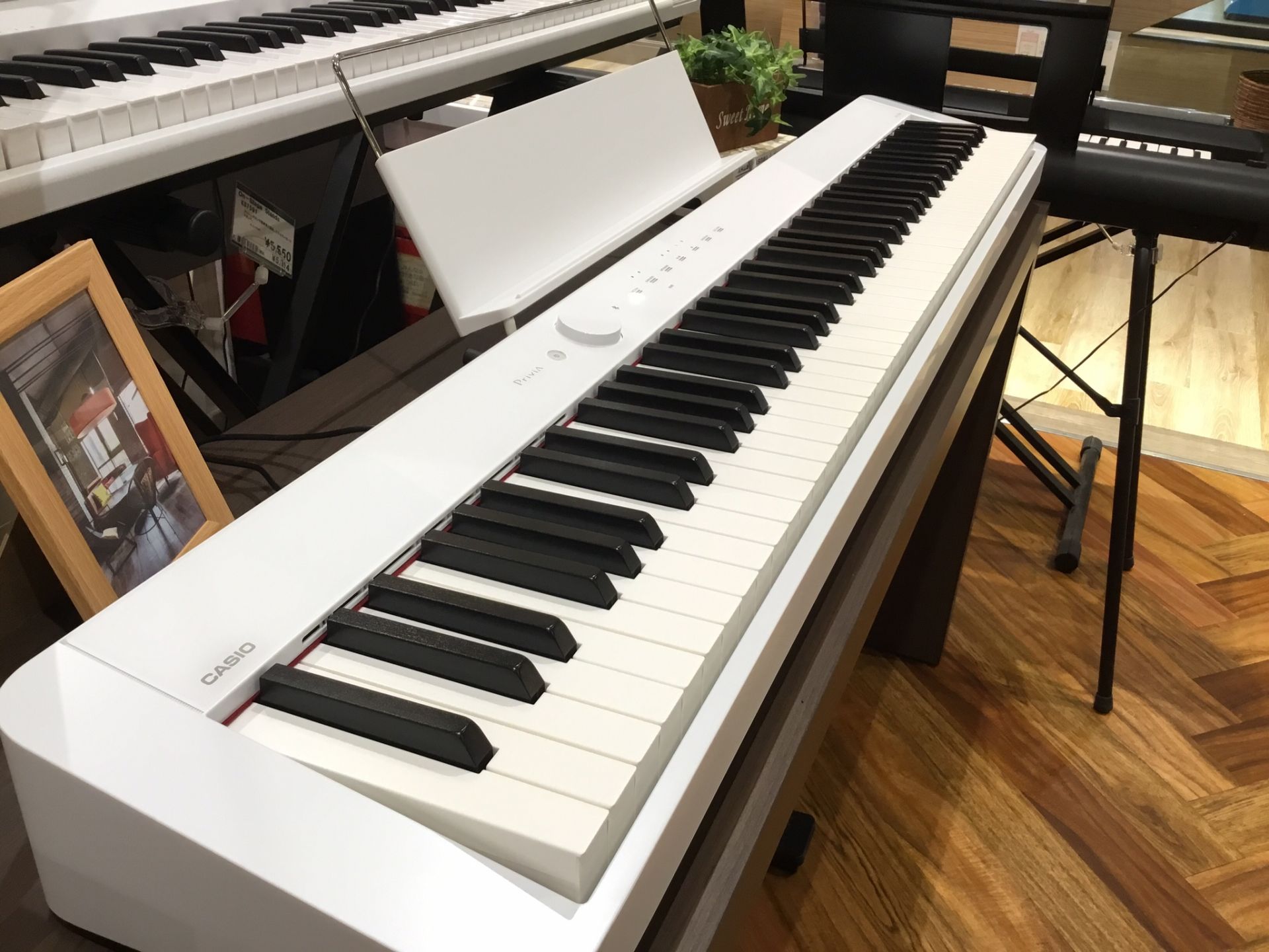 電子ピアノ】カシオ新製品！PX-S1000（白）入荷しました！｜島村楽器