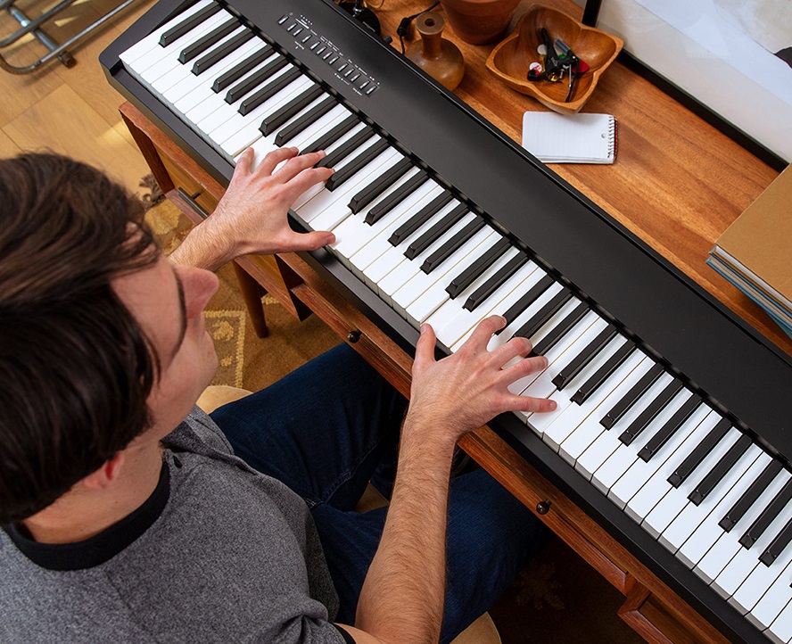 コンパクトな88鍵盤 電子ピアノ！【Roland】FP-30Xが大分店で展示開始