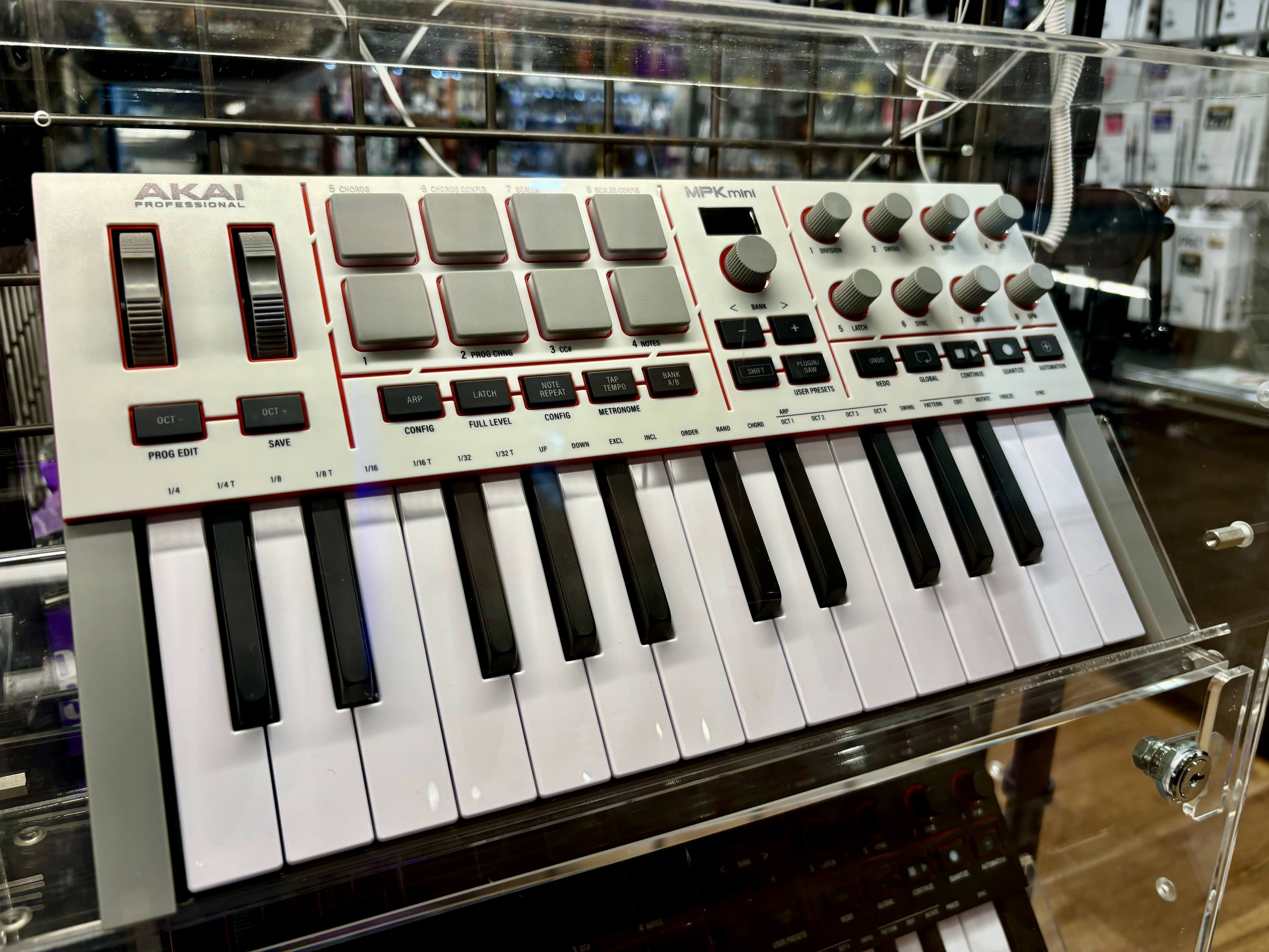 デジタル】MIDIキーボード展示状況（2025/10/30更新）｜島村楽器